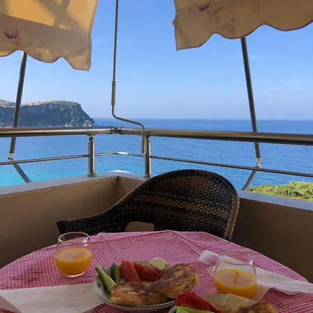 Ionian Melody Apartment *